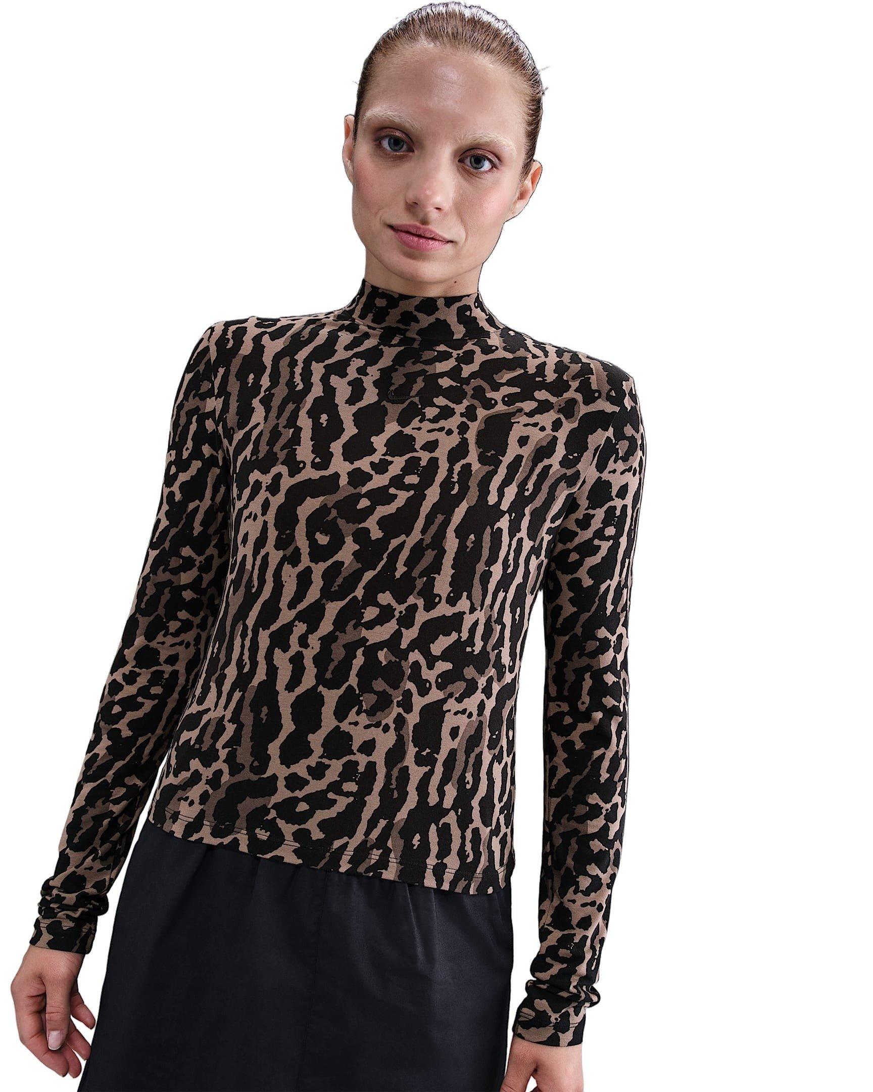 Nike Women's Sportswear Chill Knit Slim Long-Sleeve T-Shirt - Black - BLACK